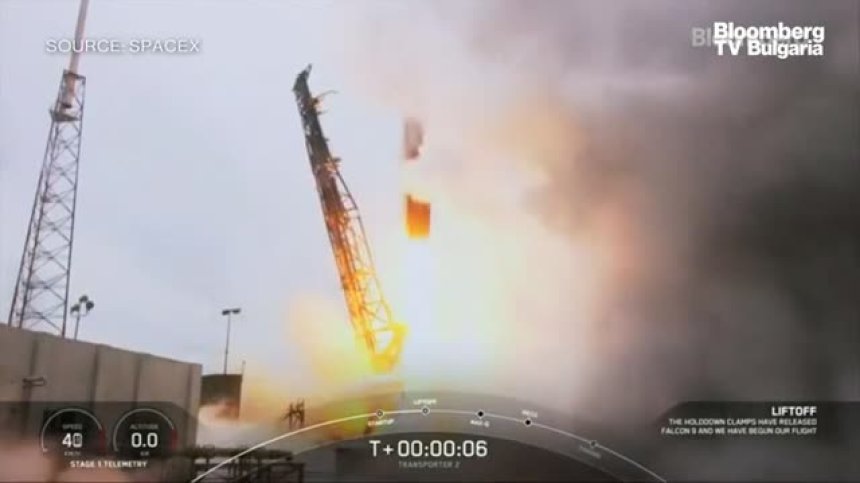 SpaceX изпрати в Космоса два български сателита (+ВИДЕО)