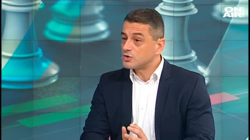 Разцепление в БСП? Янков сред кандидатите за поста на Нинова