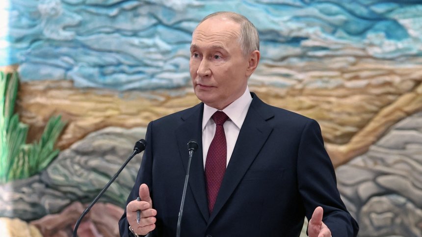 Путин: Русия иска мирно споразумение с Украйна