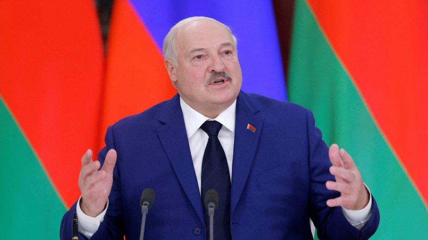 Александър Лукашенко: Войските на НАТО са на прага на Беларус