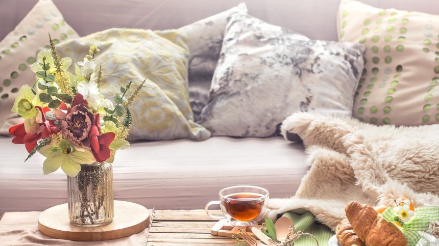 Броени дни до пролетта: Как да освежим дома си с малък бюджет