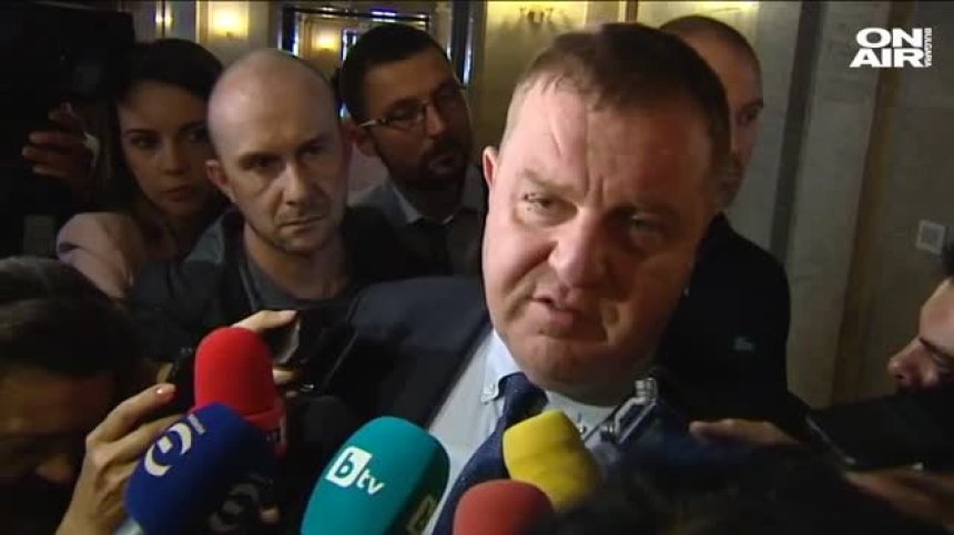 Комисията по отбрана отхвърли ветото на президента за F-16