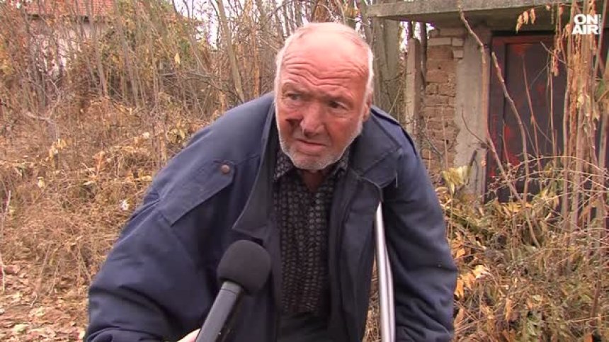 Пребиха възрастен мъж в дома му за една кутия цигари