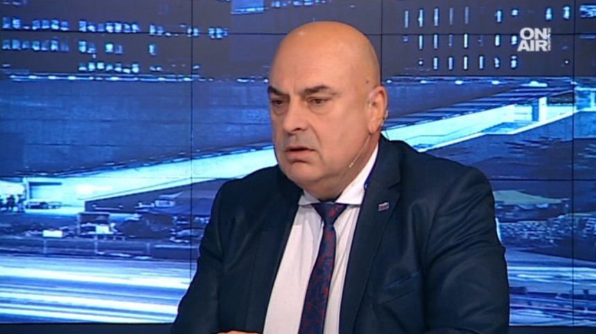 Нямаме здравно министерство, а на болестолекуването, смята депутат от НФСБ