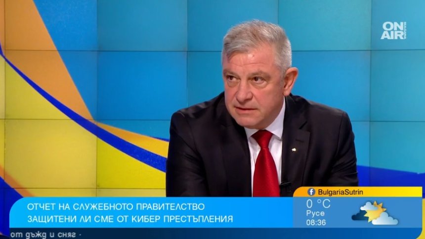 Зам.-министър Мазнев: Добре се справяме с е-услугите, спестихме милиони хартии