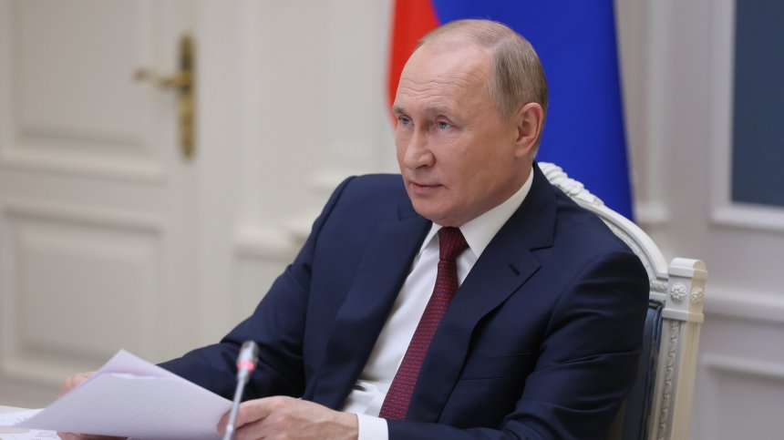 Брюксел с удар по икономиката на Русия, засега няма санкции срещу Путин