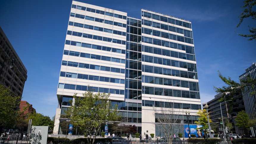 МВФ ще намали значително прогнозата си за глобалния икономически растеж 