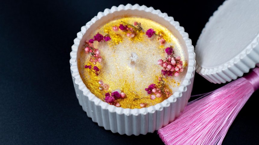 Ароматните свещи замърсяват въздуха в помещенията