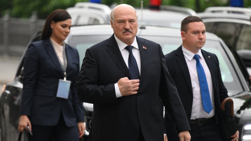 Лукашенко: Западът ще използва национални формирования, за да свали властта в Беларус