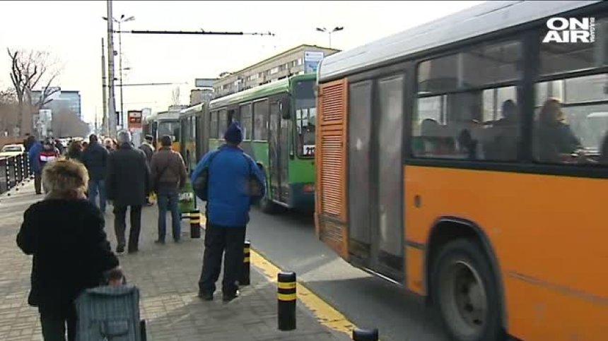 Градският транспорт в София с удължено работно време за Великден