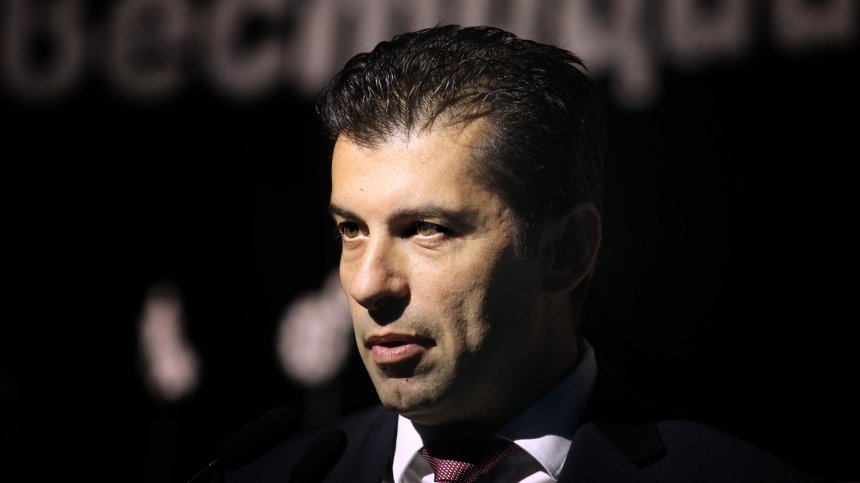 Кирил Петков заминава за Световния икономически форум в Давос