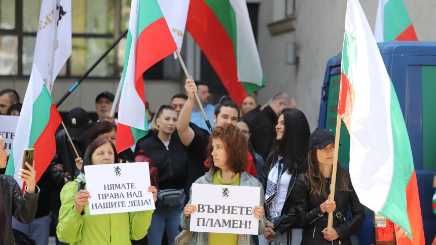 Липса на адресна регистрация доведе до отнемане на бебе от българка във Франция