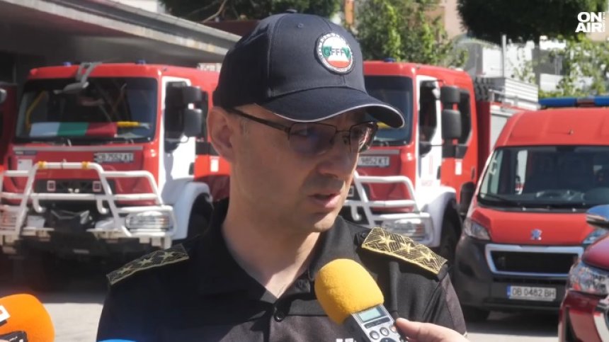 България изпраща 20 огнеборци в Гърция заради пожарите
