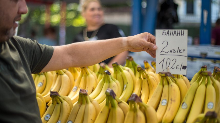 "Защо трябва да има евтин хляб и да ядем вносни храни - имаме туршия и кисело зеле"
