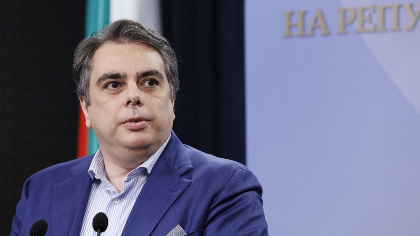 "Продължаваме промяната" избира ново ръководство през септември, Асен Василев поема партията