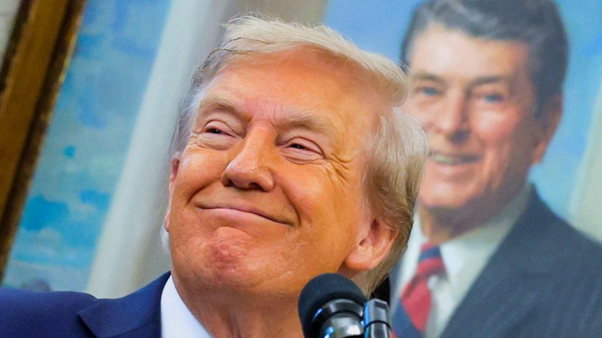 Тръмп за заглушения GPS сигнал на Фон дер Лайен над България: Интересно събитие