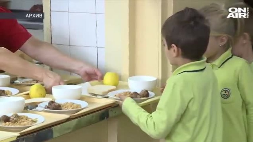 Може ли децата да останат без закуски за новата учебна година?