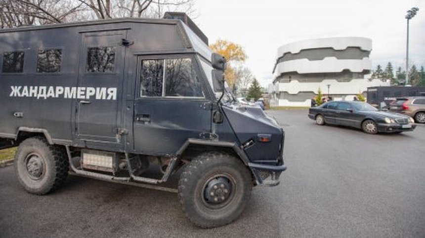 Въоръжен грабеж в София, мъже с пистолети нахлуха в магазин