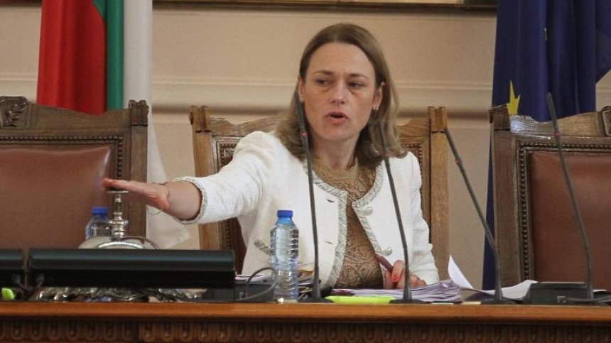 Депутатите ще гласуват президентските избори да са на 14 ноември