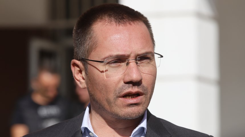 Джамбазки към Скопие: Колкото по-истерично мразите София, толкова по-български остава