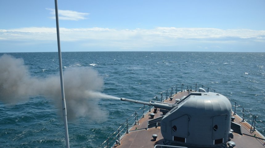 България изпраща до 10 военни в група в Черно море с Румъния и Турция