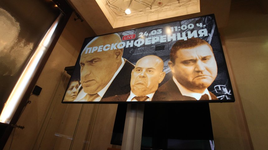 Божков обвинява, Борисов отговаря: Европрокуратурата и МВР разпитвали бизнесмена