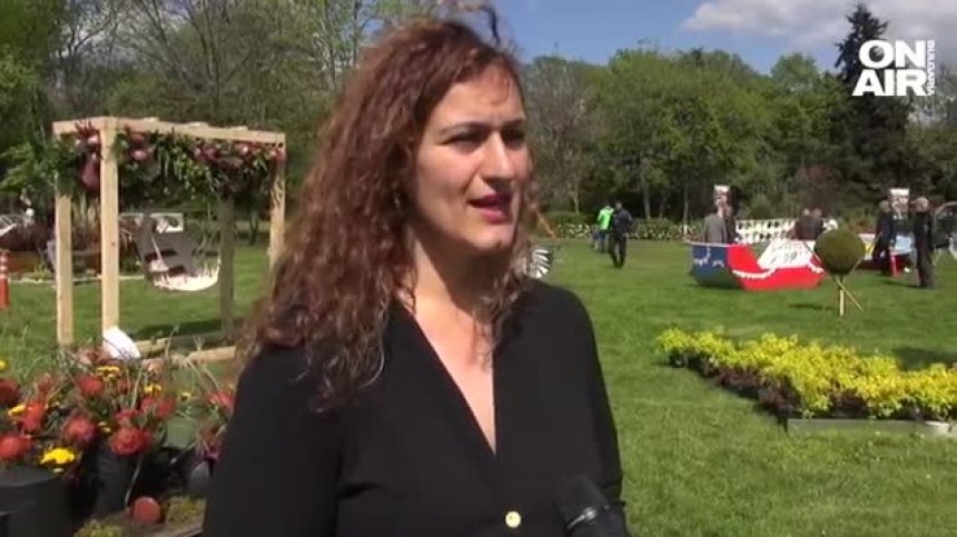 Град, потънал в цветове: Над 90 фирми участват в Националната изложба "Флора Бургас"