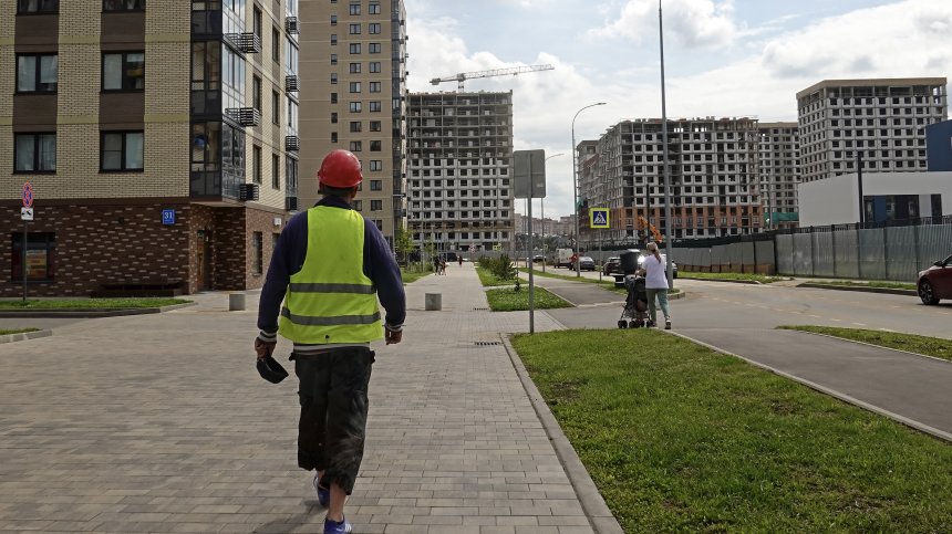 Заплатите в строителния сектор в Русия са най-високи
