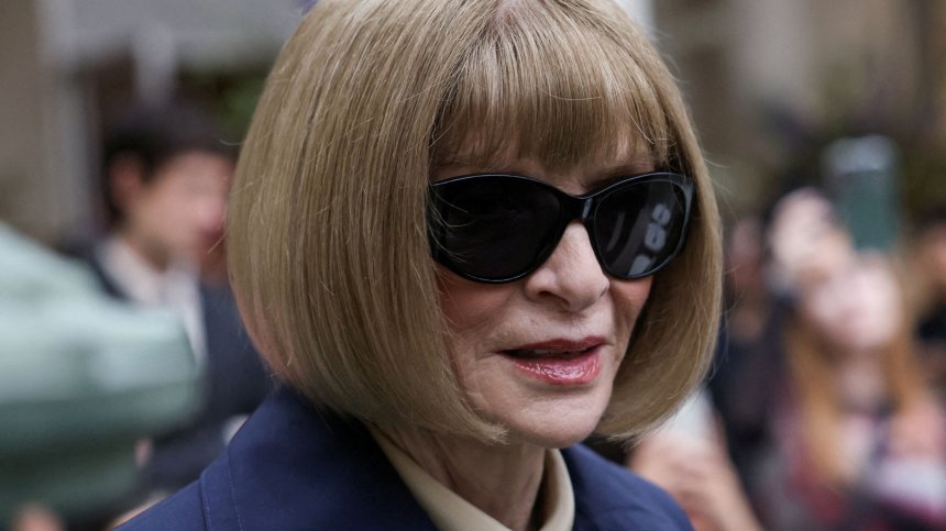 След близо 40 години Ана Уинтур се оттегля като главен редактор на Vogue