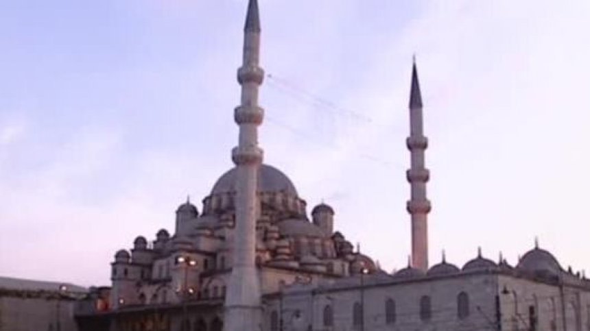 България е зависима от Турция?