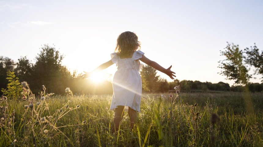 Топла и слънчева събота с температури до 30 градуса