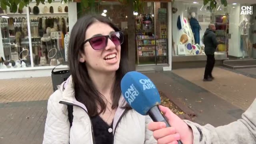 "Изнесох се още на 13 г.": На колко години е нормално да заживеем сами?