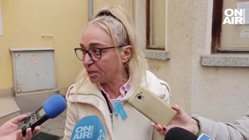 "Работата ни се увеличи в пъти" - работници искат 100% увеличение на парите за дрехи