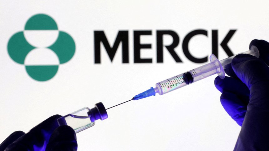 Ваксина срещу рак на Merck и Moderna показа успех при меланом