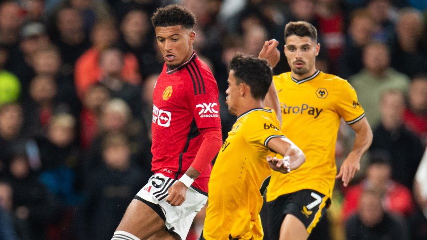 Провалил се с гръм и трясък в "Ман Юнайтед" се връща в Дортмунд