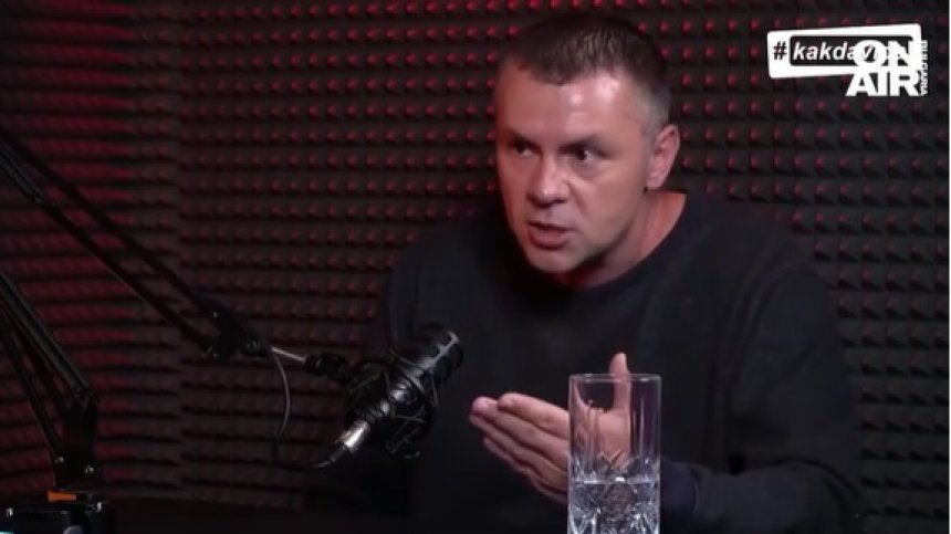 С песни и танци в борба за гласове: Как кандидатите за власт "спечелиха" народа