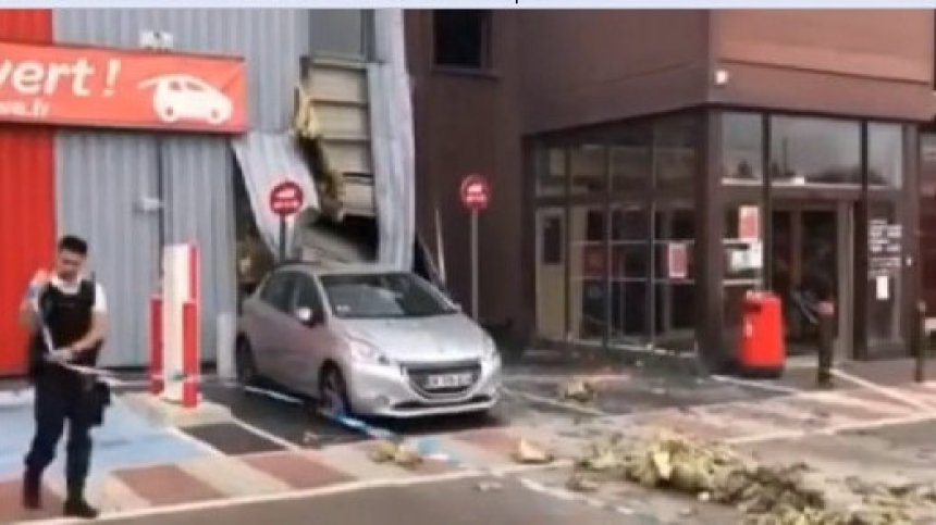 30 души са ранени при умишлен взрив на банкомат край Париж (+видео)