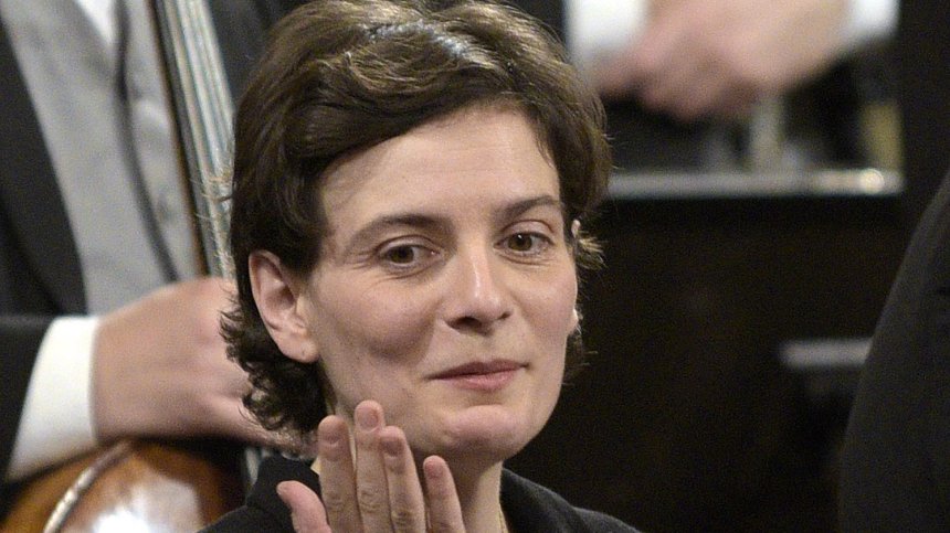 Гордост! Албена Данаилова - първата жена, която ще води Виенската филхармония на новогодишен концерт