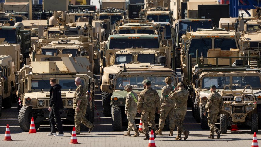 Има сделка: Американски оръжия за Украйна, украински богатства за САЩ 