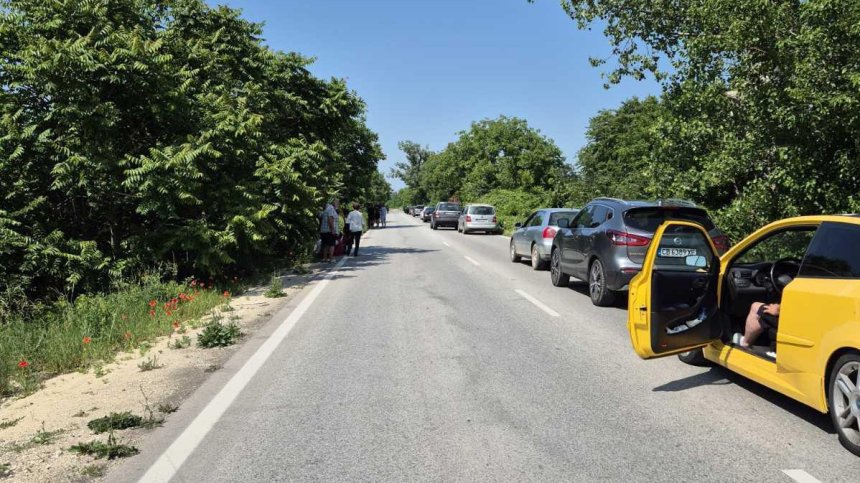 Тежка катастрофа с ТИР край Чомаковци, пострадало е и дете