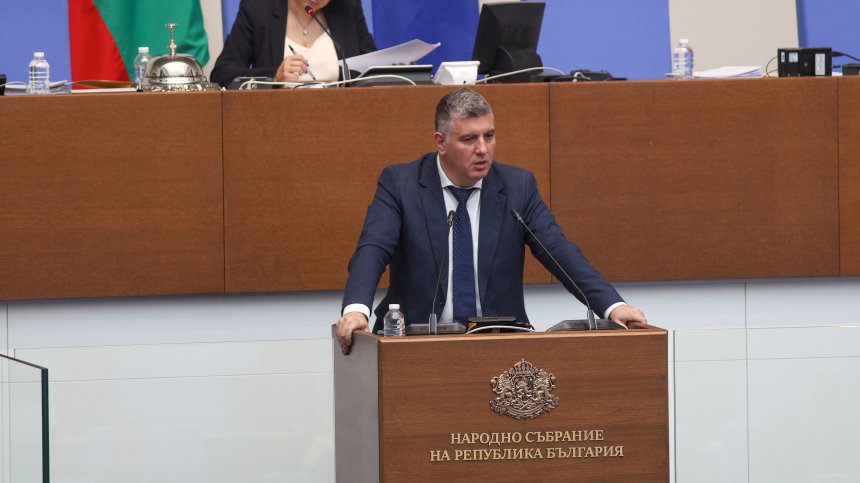 Андрей Цеков: 5500 км&nbsp;от републиканската пътна мрежа се нуждаят от ремонт