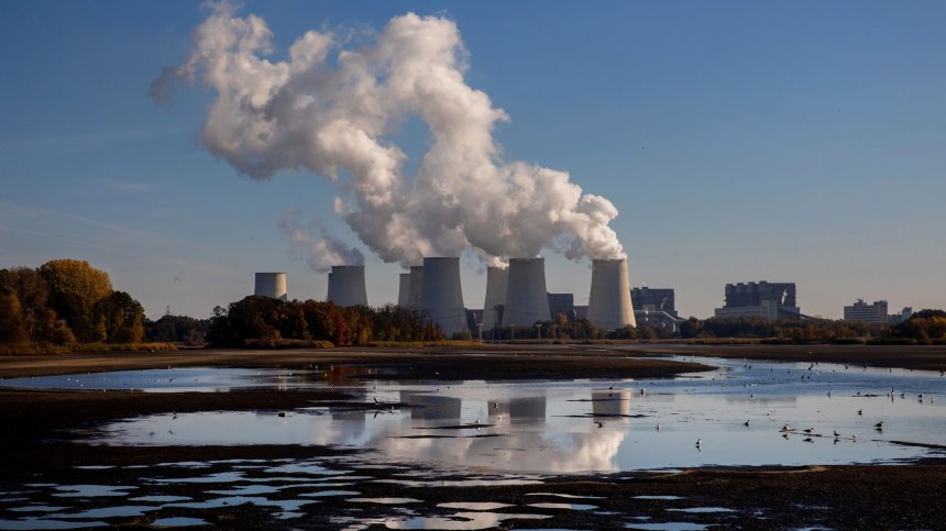 Глобалното замърсяване с CO₂ се върна до нивата си отпреди пандемията