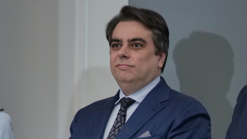 Асен Василев сдаде властта с 9,9 млрд. лв. фискален резерв