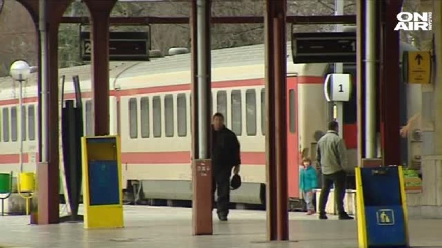 Пътуването от София до Варна с влак постави 21 души под карантина