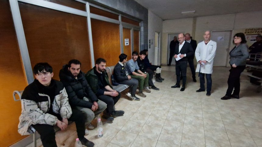 30 са приетите мигранти в болница след катастрофата на "Тракия", дете е тежко пострадало