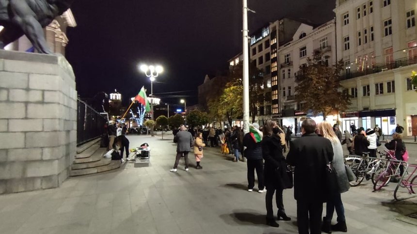 126 дни протести: Недоволство пред Съдебната палата