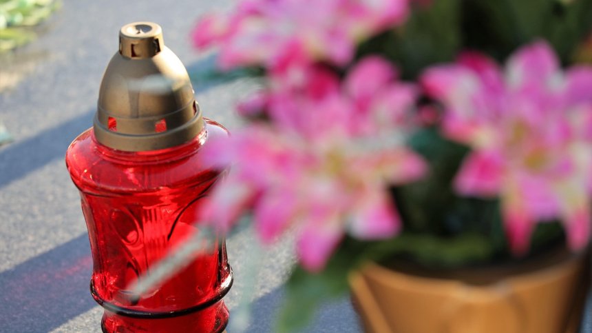 Какво се носи на Архангелова задушница в памет на починалите