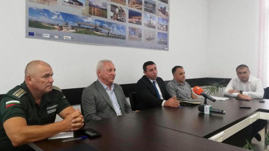 Готвят документ за облекчаване преминаването на ГКПП "Дунав мост 2"