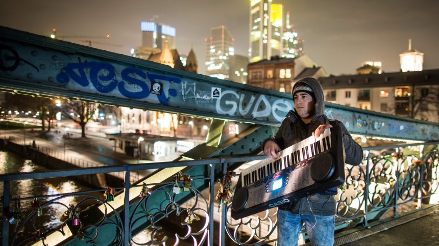 Германия се пълни с "бежанци по бедност" от България и Румъния