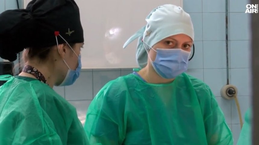 Защо млада медицинска сестра отказа заплата от 3 000 лв.
